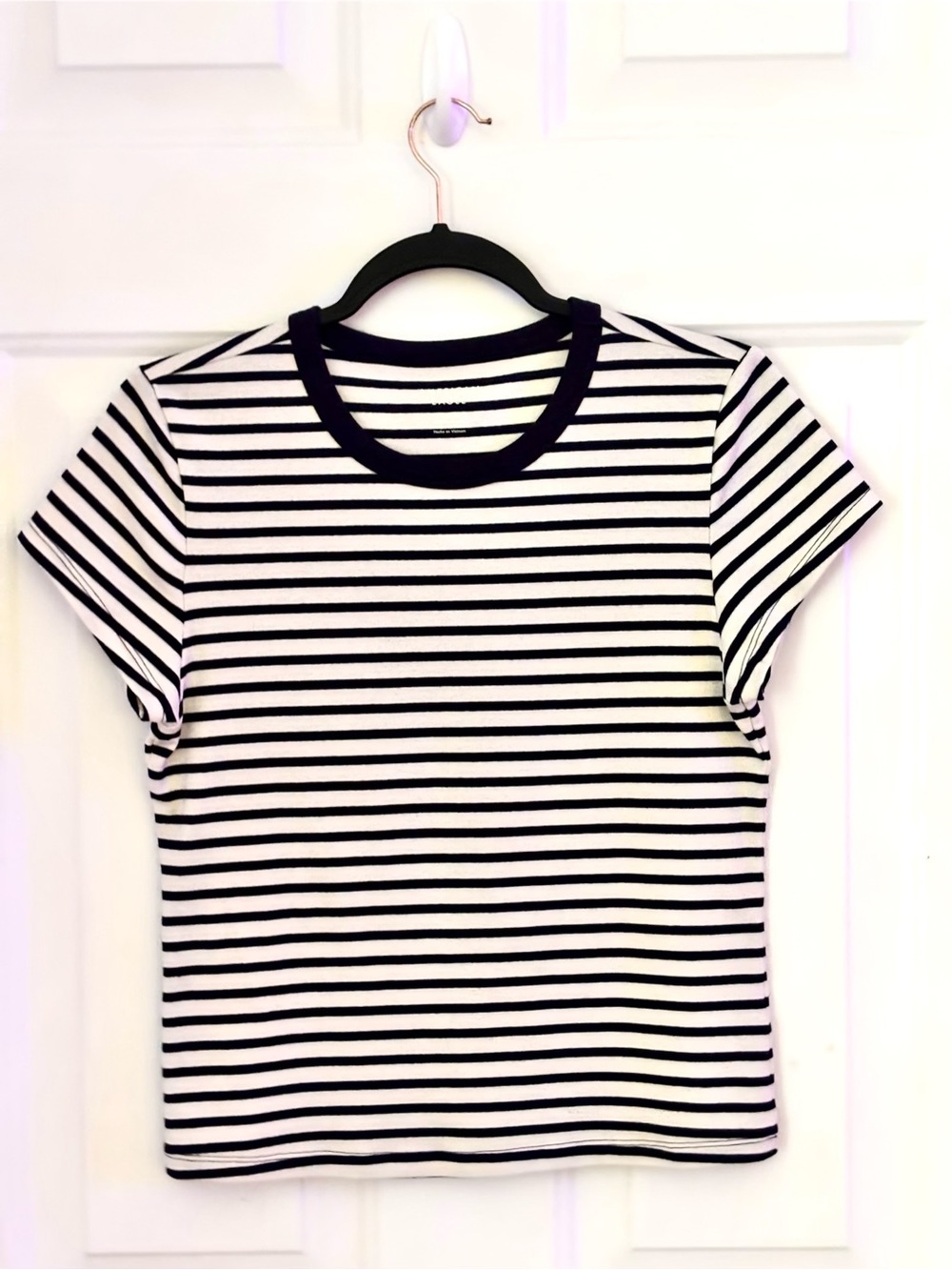 American Eagle Outfitters Blue  & White Stripe Tee new without tags.